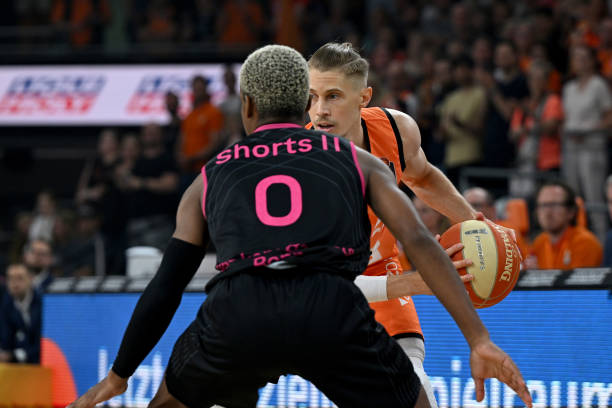 而科达的T 而科达的T