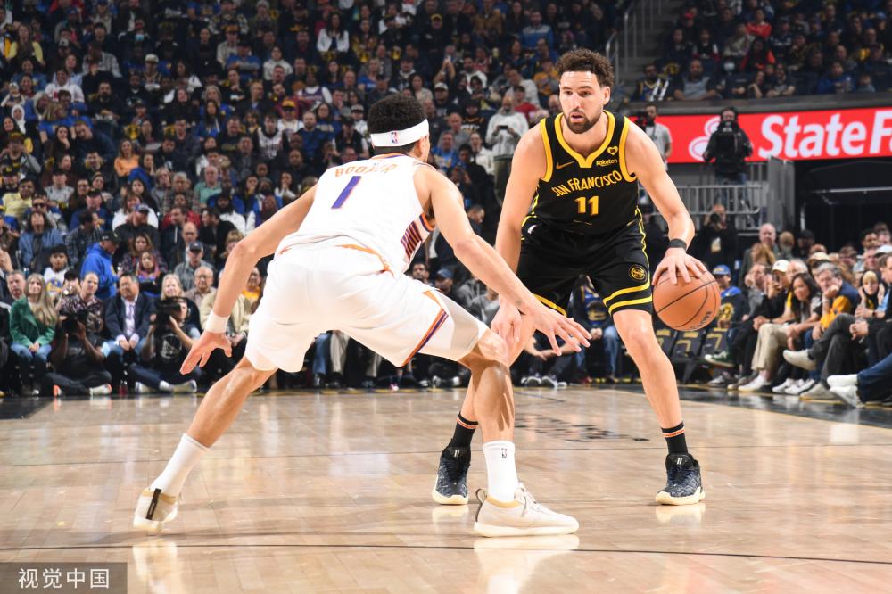 巴多萨凭借 巴多萨凭借